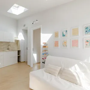 https://la-casa-di-marietta-e-baci.hotelitalianriviera.com